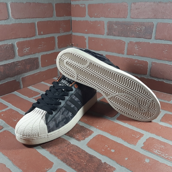 STAR WARS x ADIDAS SUPERSTAR - Picture 7 of 9